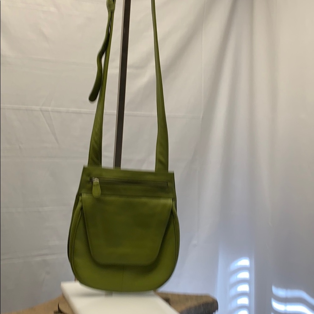 Travel Smith purse